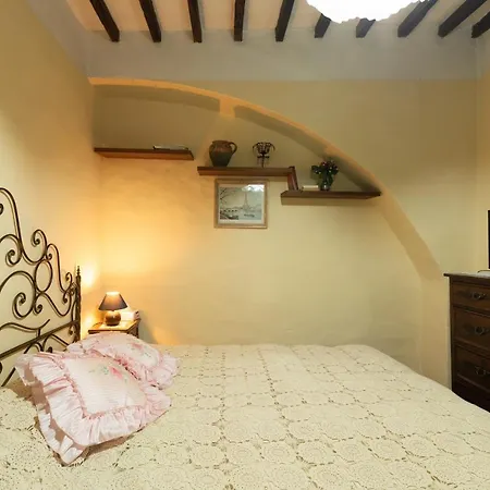 Casa Vacanza Holiday home Lucignano