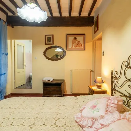 Casa Vacanza Holiday home Lucignano